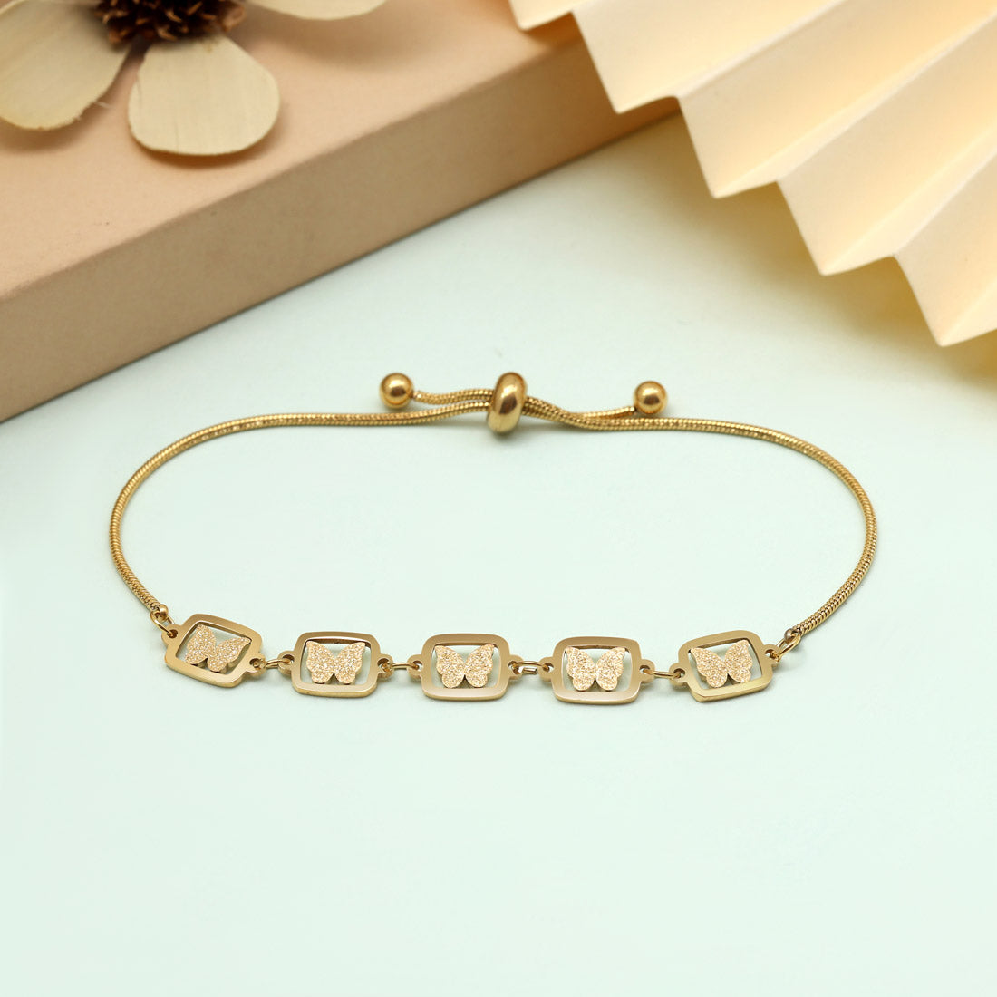 Polished Gold Color Stainless Steel 18k Gold Plated Demi Fine Bracelet Jewellery GetGlit
