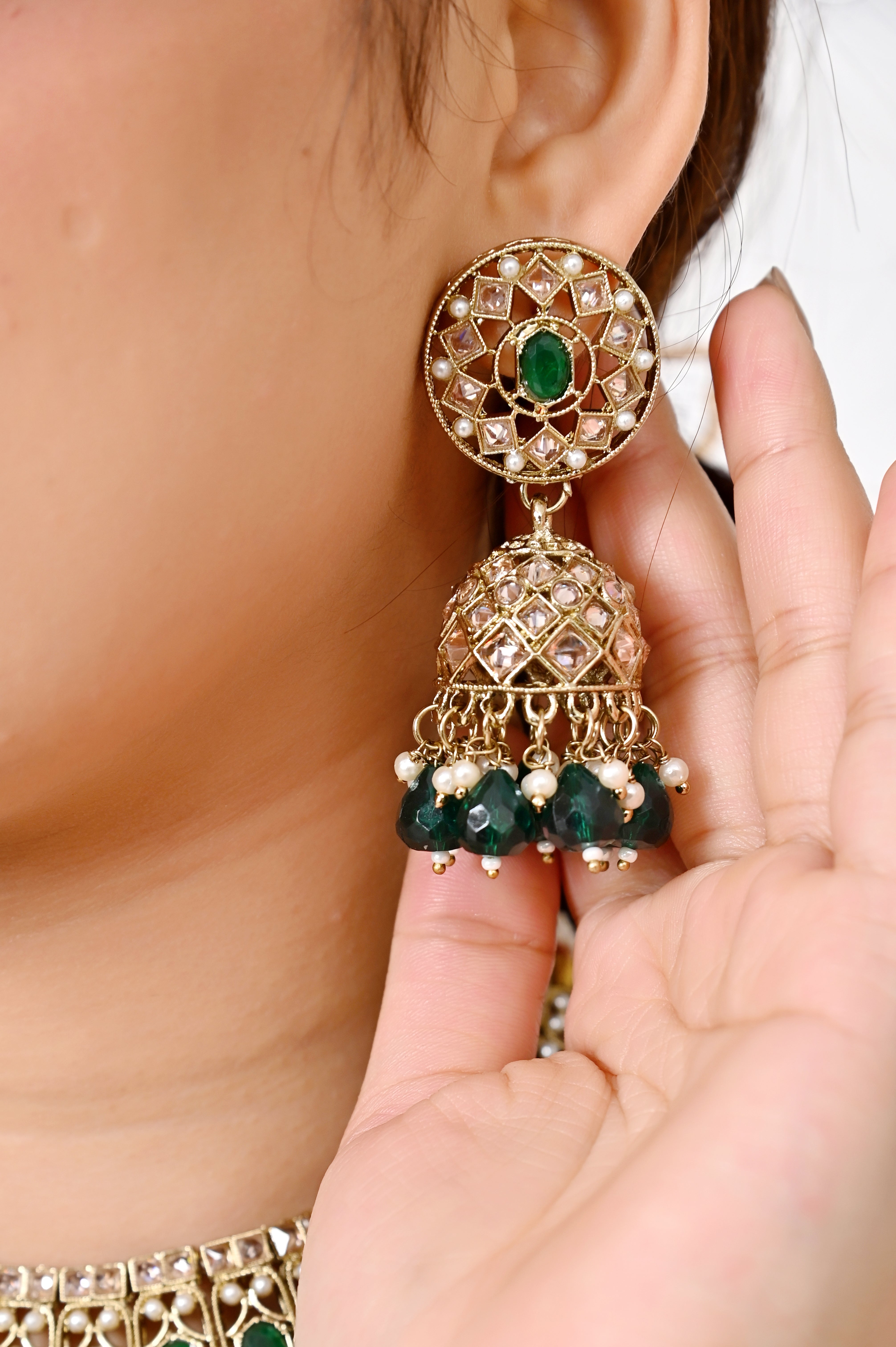 Emerald Green Polki Kundan Necklace Set with Jhumka Earrings and Maang Tikka Jewellery GetGlit
