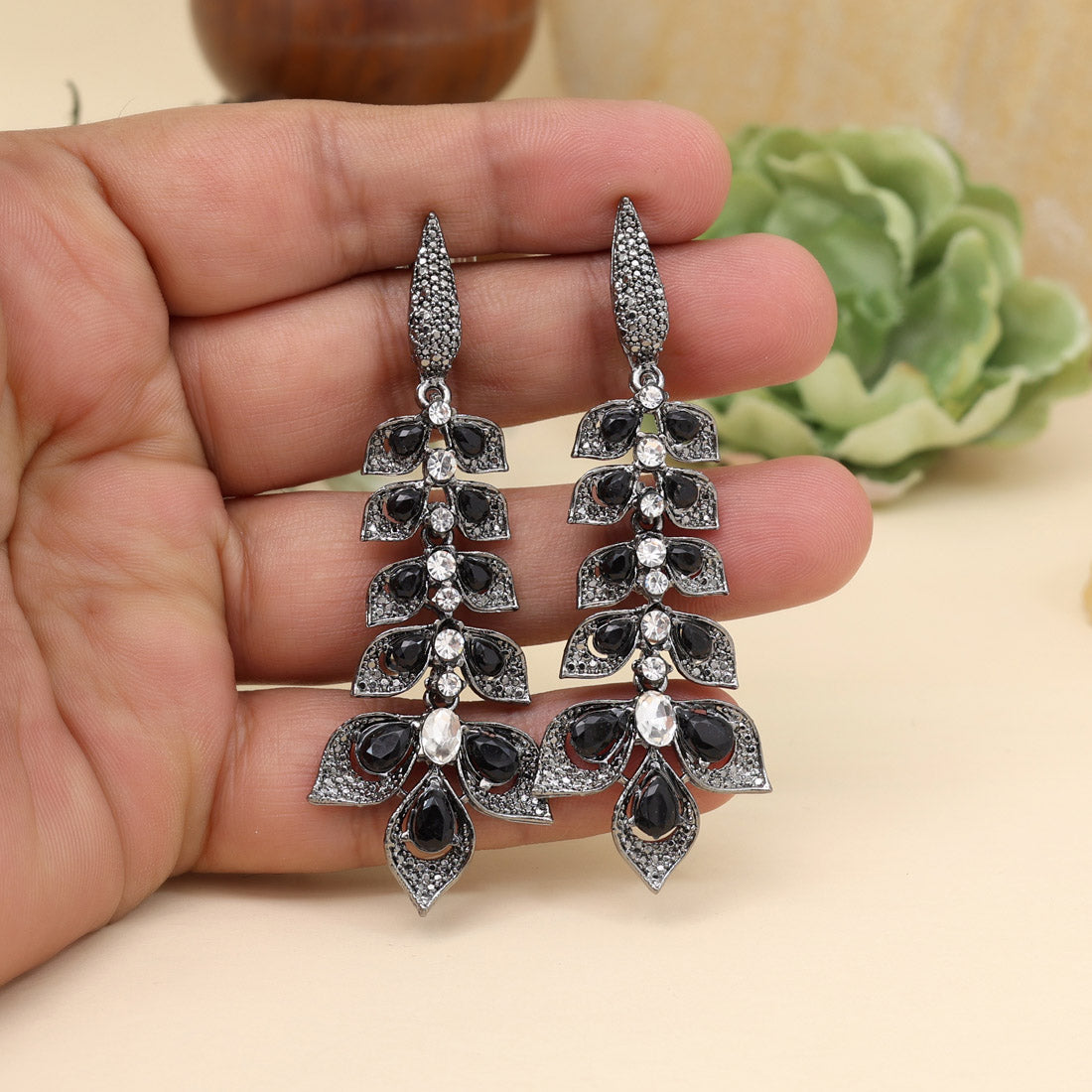 Black Color Fashion Earrings Jewellery GetGlit
