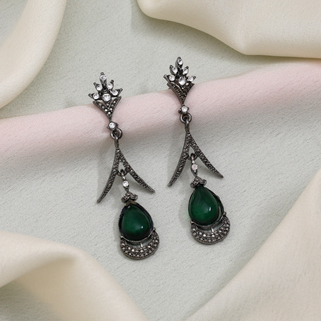 Green Color Fashion Earrings That Bring Freshness To Your Jewelry Collection Jewellery GetGlit
