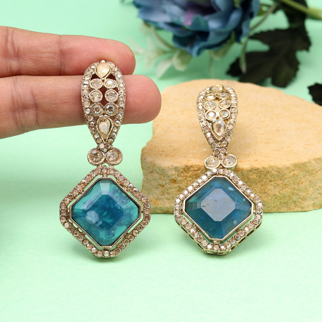 Blue Color Kundan Earrings (KDE1014BLU) Jewellery GetGlit