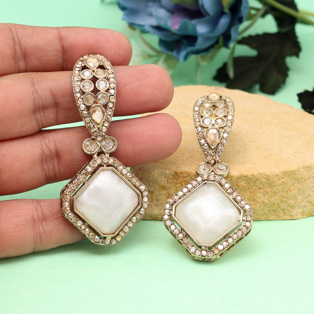 White Color Kundan Earrings (KDE1014WHT) Jewellery GetGlit