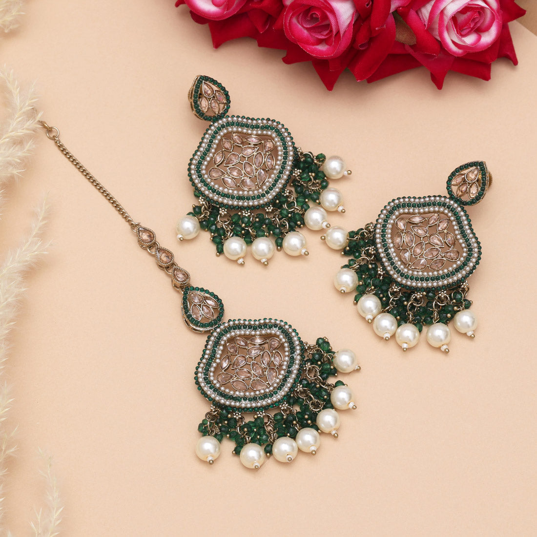 Green Color Pakistani Kundan Earrings With Maang Tikka (KDTE591GRN) Jewellery GetGlit