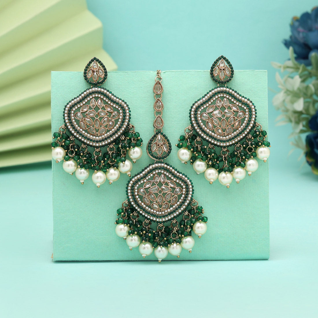 Green Color Pakistani Kundan Earrings With Maang Tikka (KDTE591GRN) Jewellery GetGlit