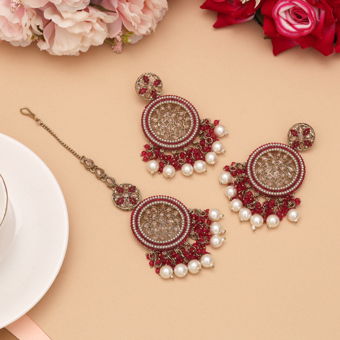 Rani Color Pakistani Kundan Earrings With Maang Tikka (KDTE592RNI) Jewellery GetGlit