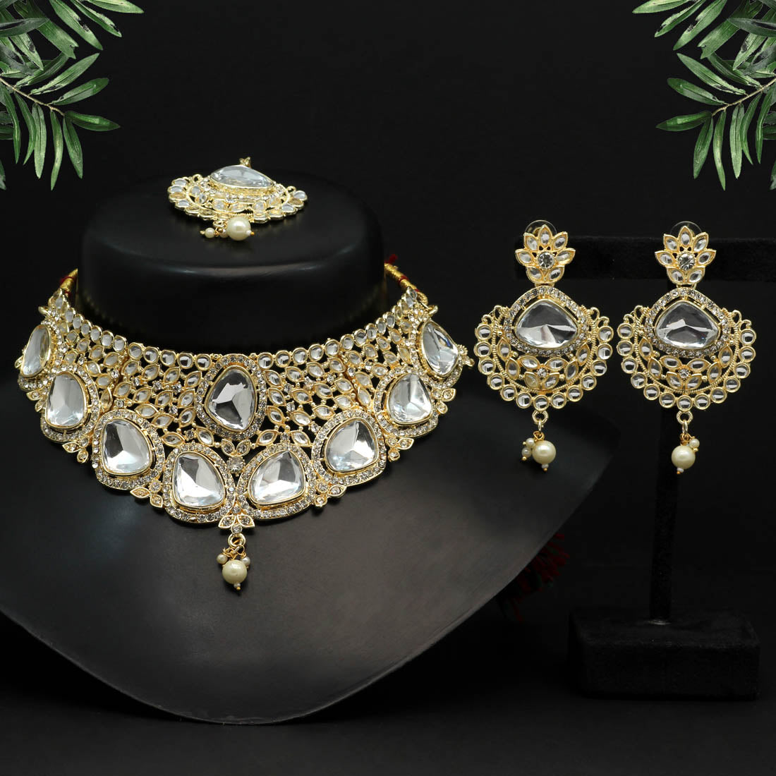 White Color Choker Kundan Necklace Set (KN1127WHT) Jewellery GetGlit