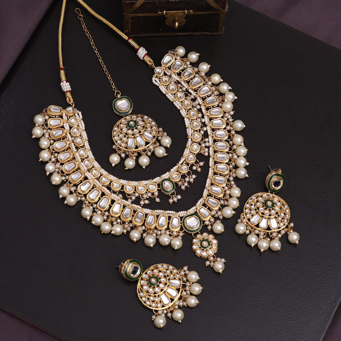 White Color Kundan Necklace Set Jewellery GetGlit