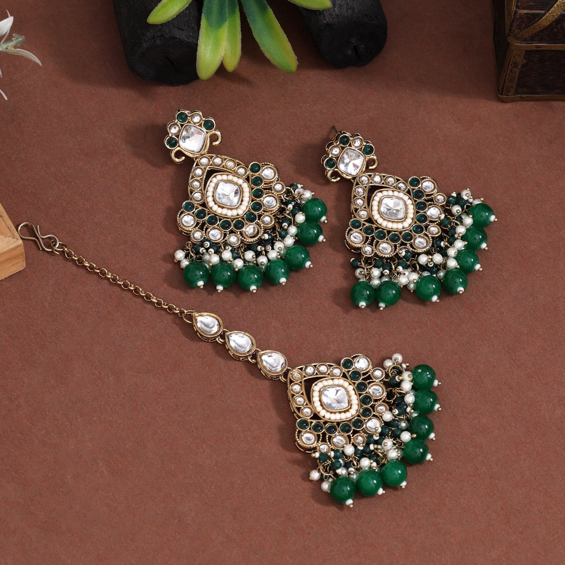Fresh Green Color Kundan Necklace Set Jewellery GetGlit