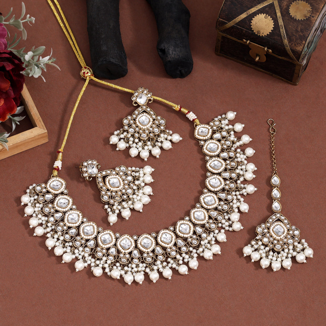 Classic White Color Kundan Necklace Set Jewellery GetGlit