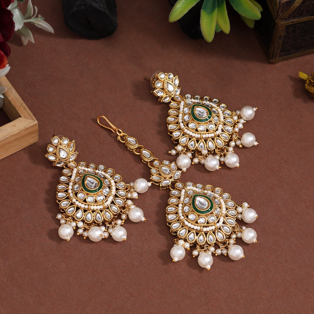 Pure White Color Kundan Necklace Set Jewellery GetGlit