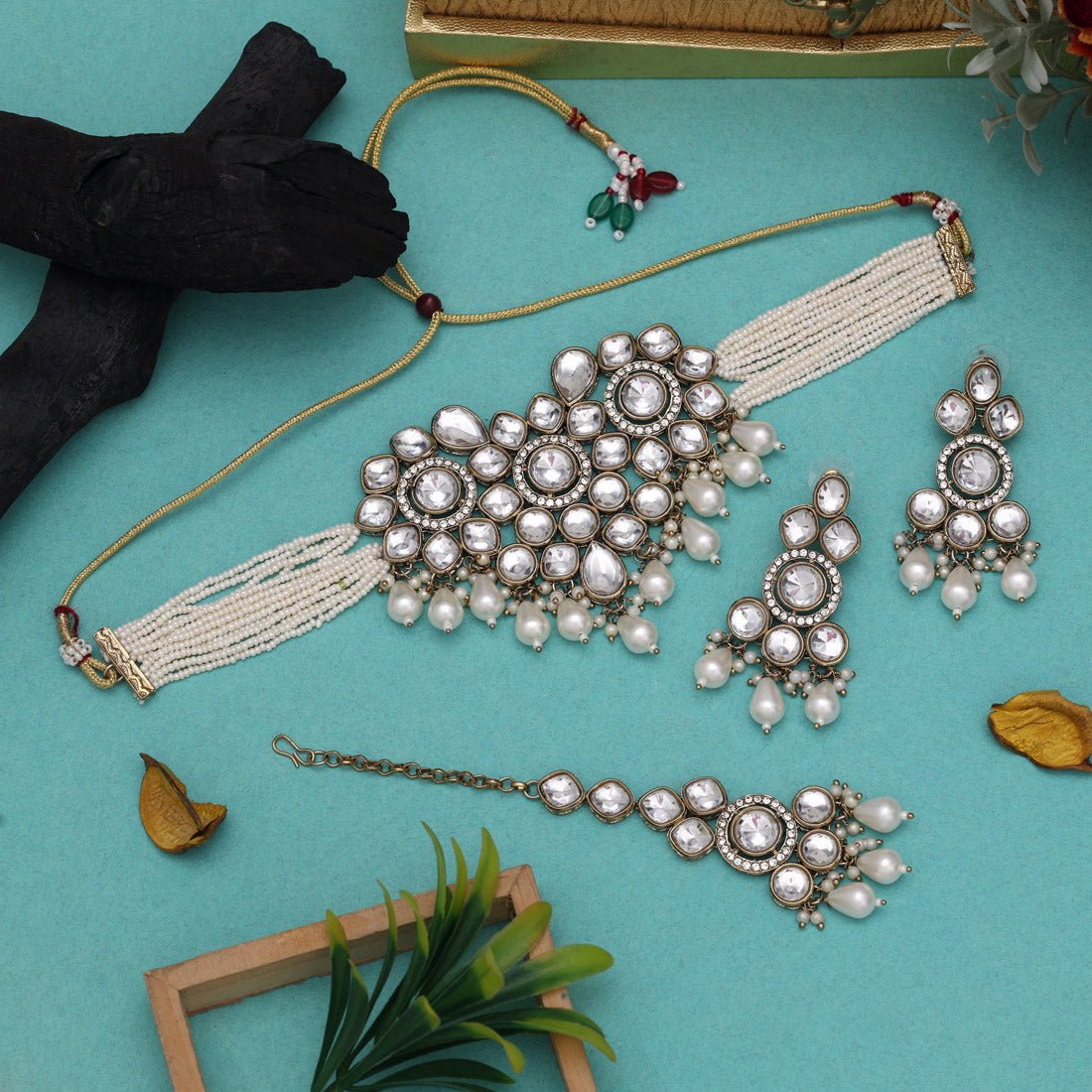 Classic White Color Choker Kundan Necklace Set Jewellery GetGlit