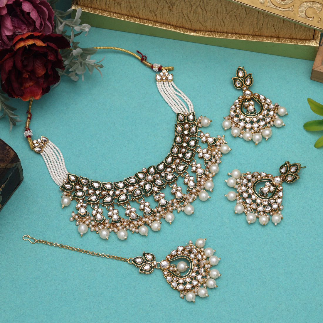 Snow White Color Kundan Necklace Set Jewellery GetGlit