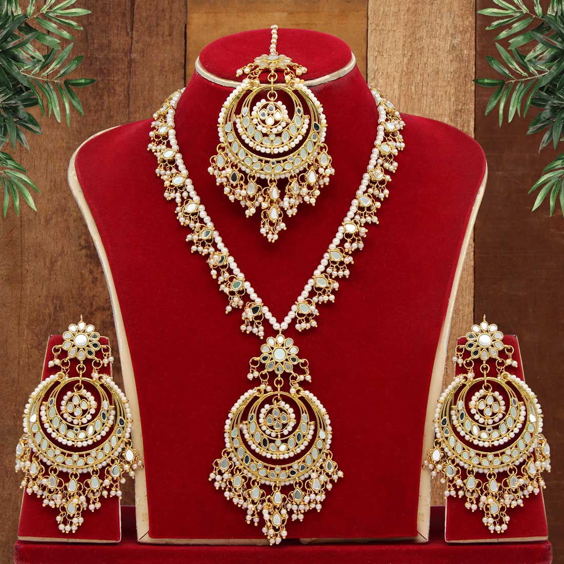 White Color Kundan Mirror Necklaces Set Jewellery GetGlit