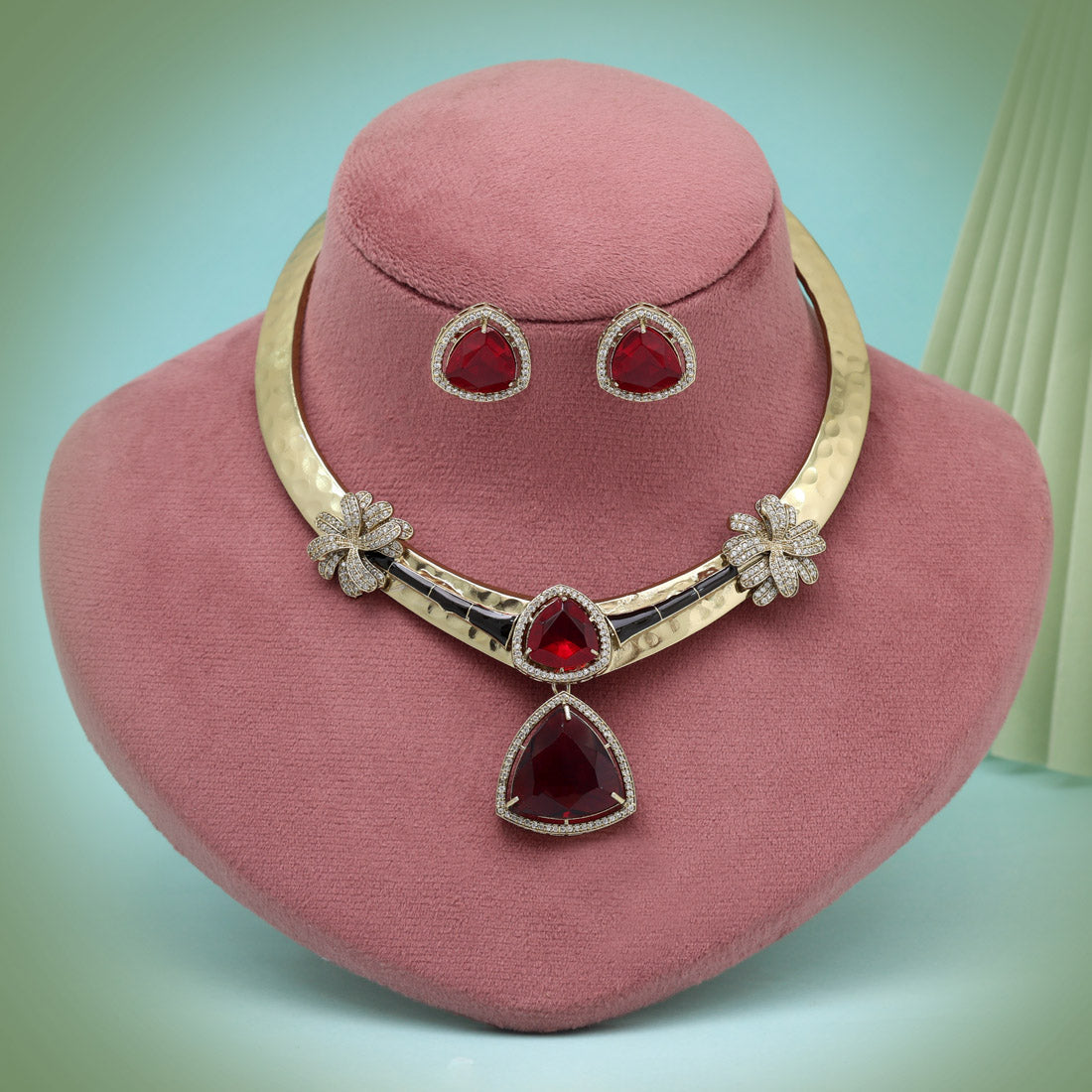 Maroon Color Unique Handmade Brass Metal With Monalisa Stones & American Diamond Apala Polish Hasli Necklace Of Jaipur (CZN1059MRN) Jewellery GetGlit