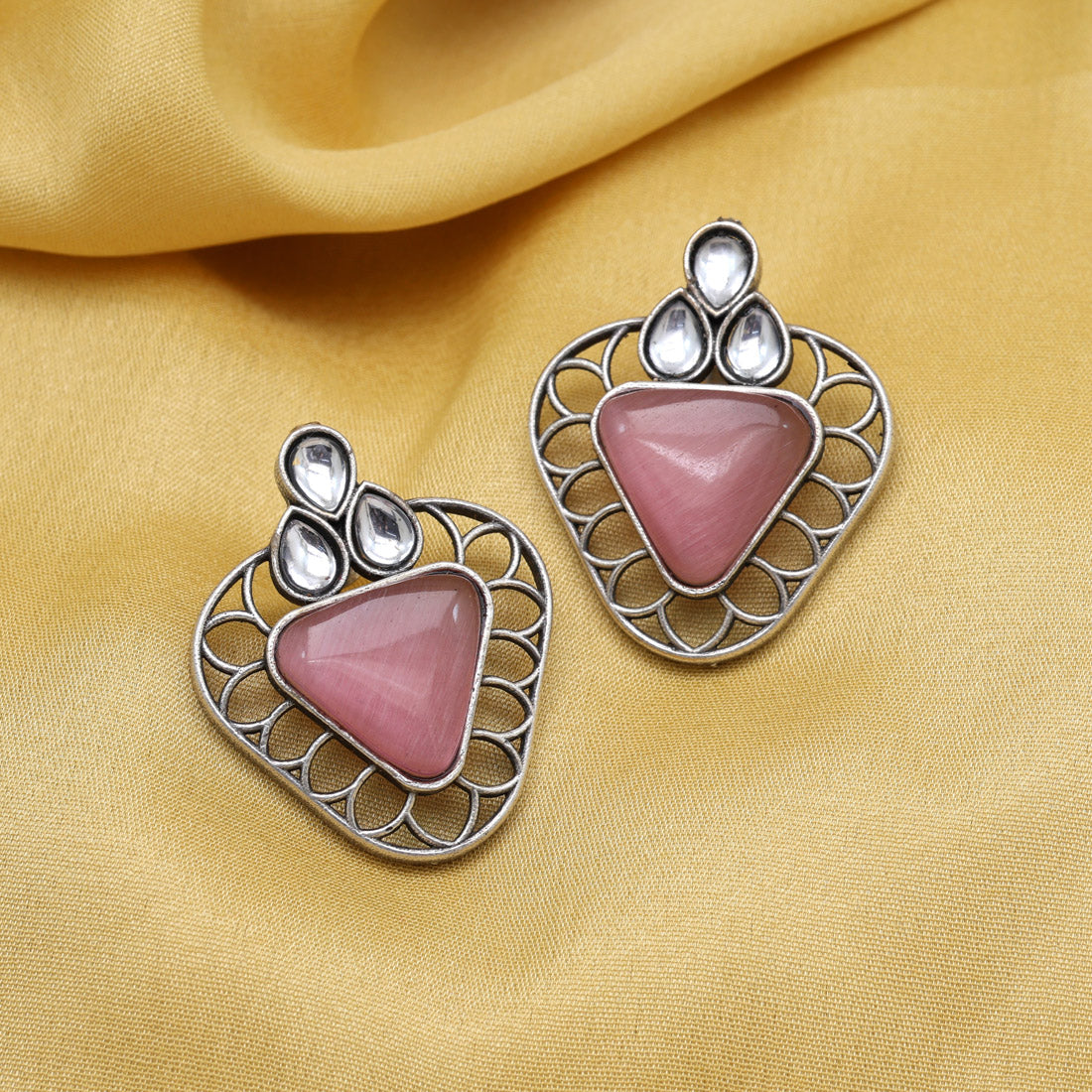 Pink Color Monalisa Stone Oxidised Earrings (GSE2829PNK)