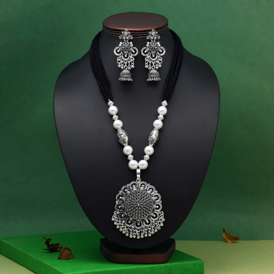 Silver Color Oxidised Necklace Set (GSN2050SLV) Jewellery GetGlit   