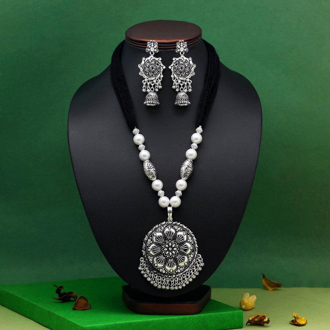 Silver Color Oxidised Necklace Set (GSN2053SLV) Jewellery GetGlit