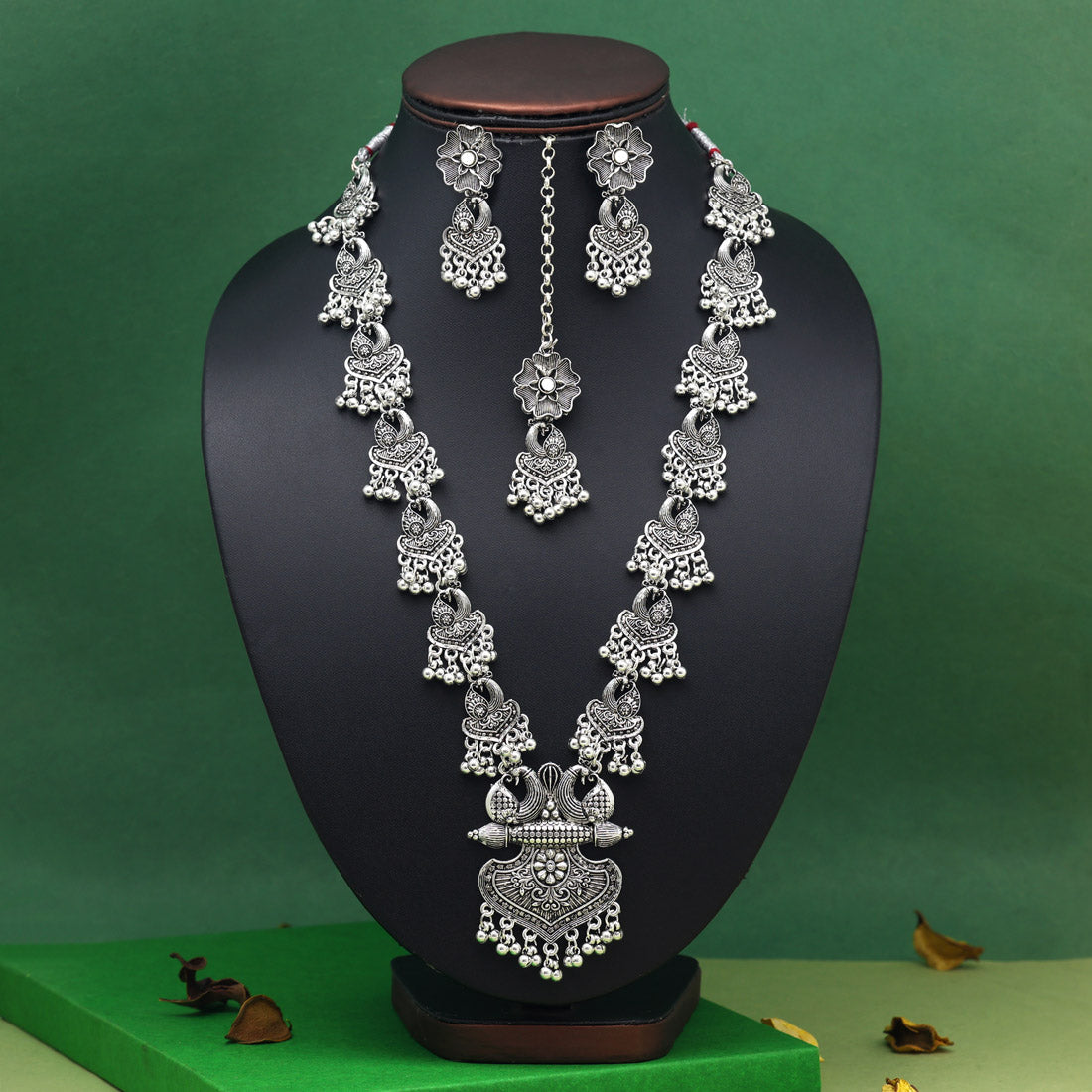 Silver Color Oxidised Necklace Set (GSN2056SLV) Jewellery GetGlit   