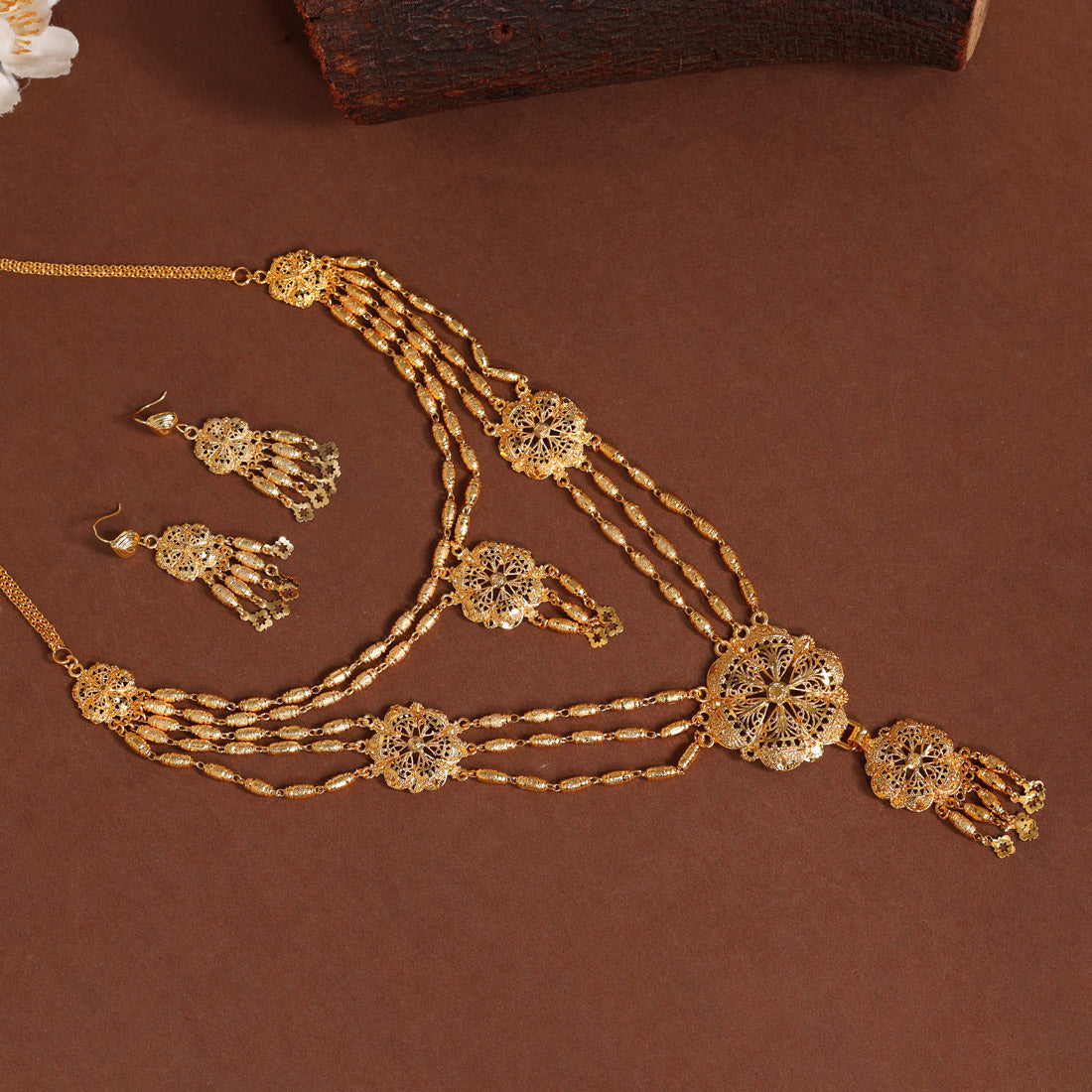 Gold Plated Necklace Set (KBSN1157GLD) Necklaces GetGlit   