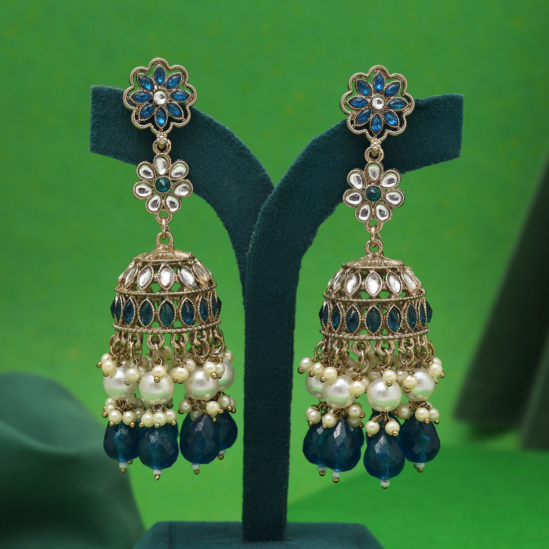 Turquoise Blue Color Kundan Earrings (KDE1000TBLU)