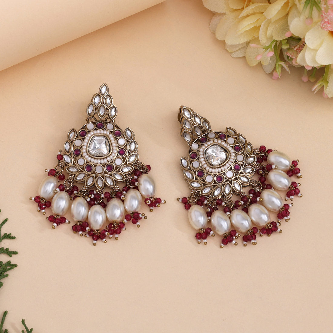 Magenta Color Kundan Earrings (KDE1007MNT)