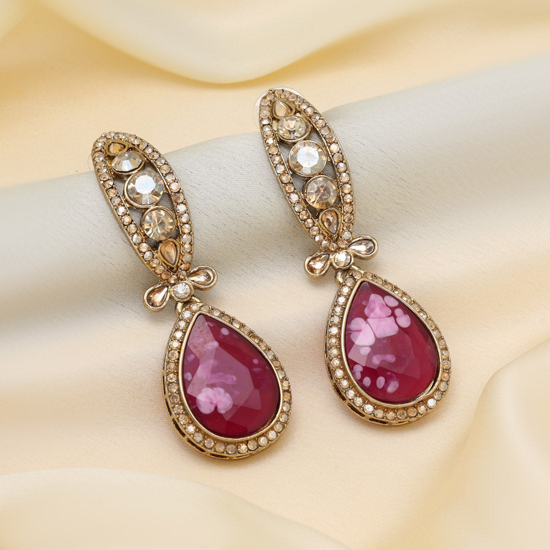 Magenta Color Kundan Earrings (KDE1013MNT)