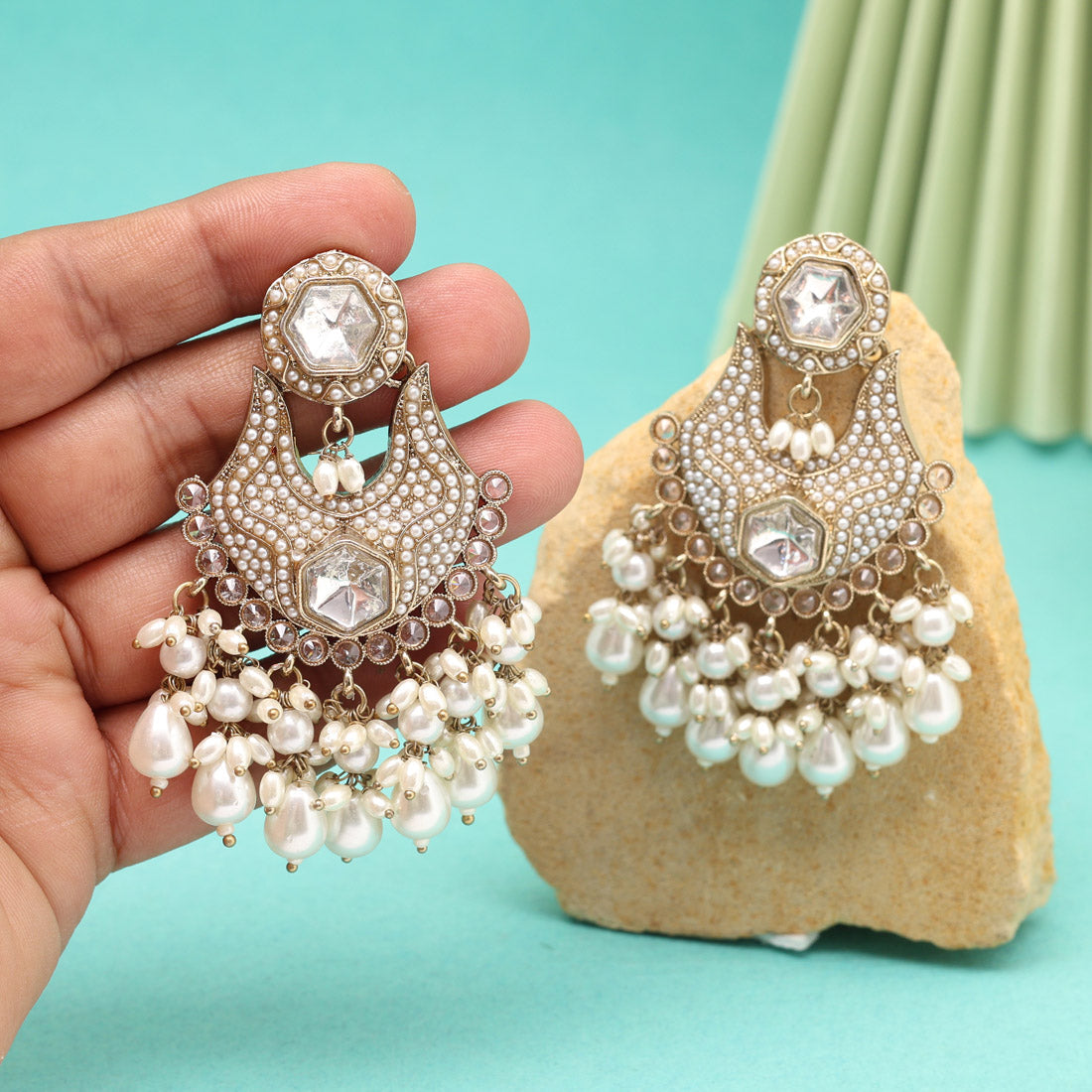 White Color Pakistani Kundan Earrings (KDE1016WHT) Jewellery GetGlit