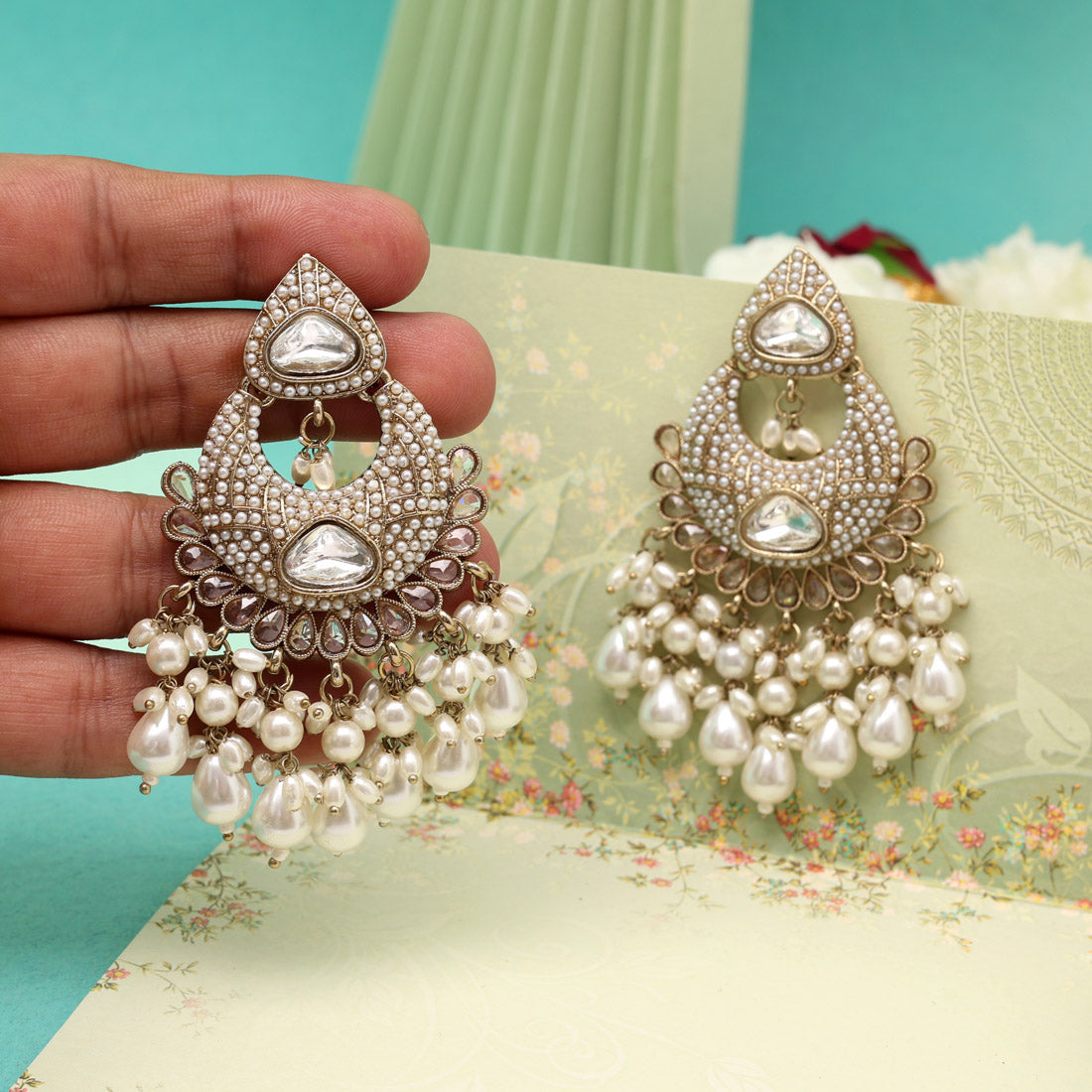 White Color Pakistani Kundan Earrings (KDE1017WHT) Jewellery GetGlit