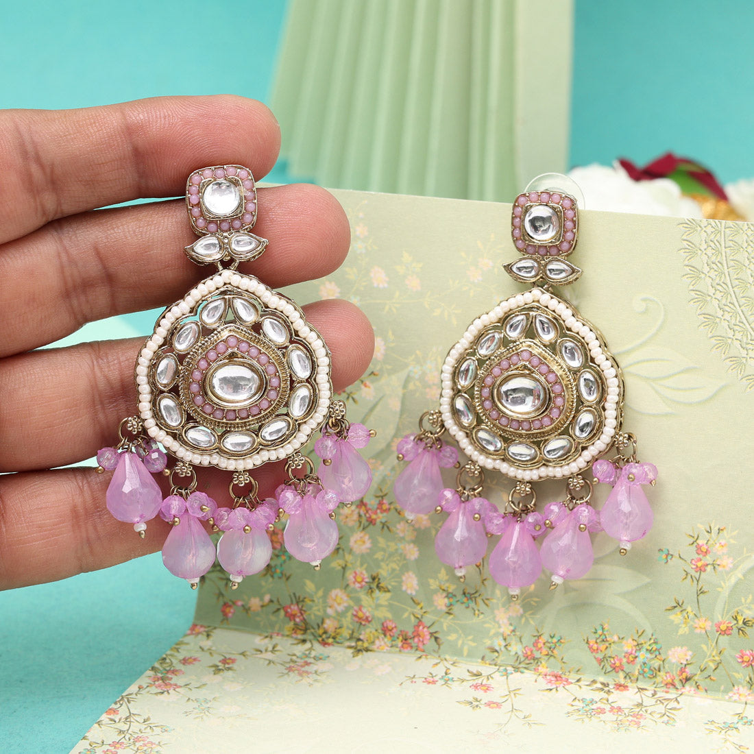 Light Purple Color Kundan Earrings (KDE1018LPRP)