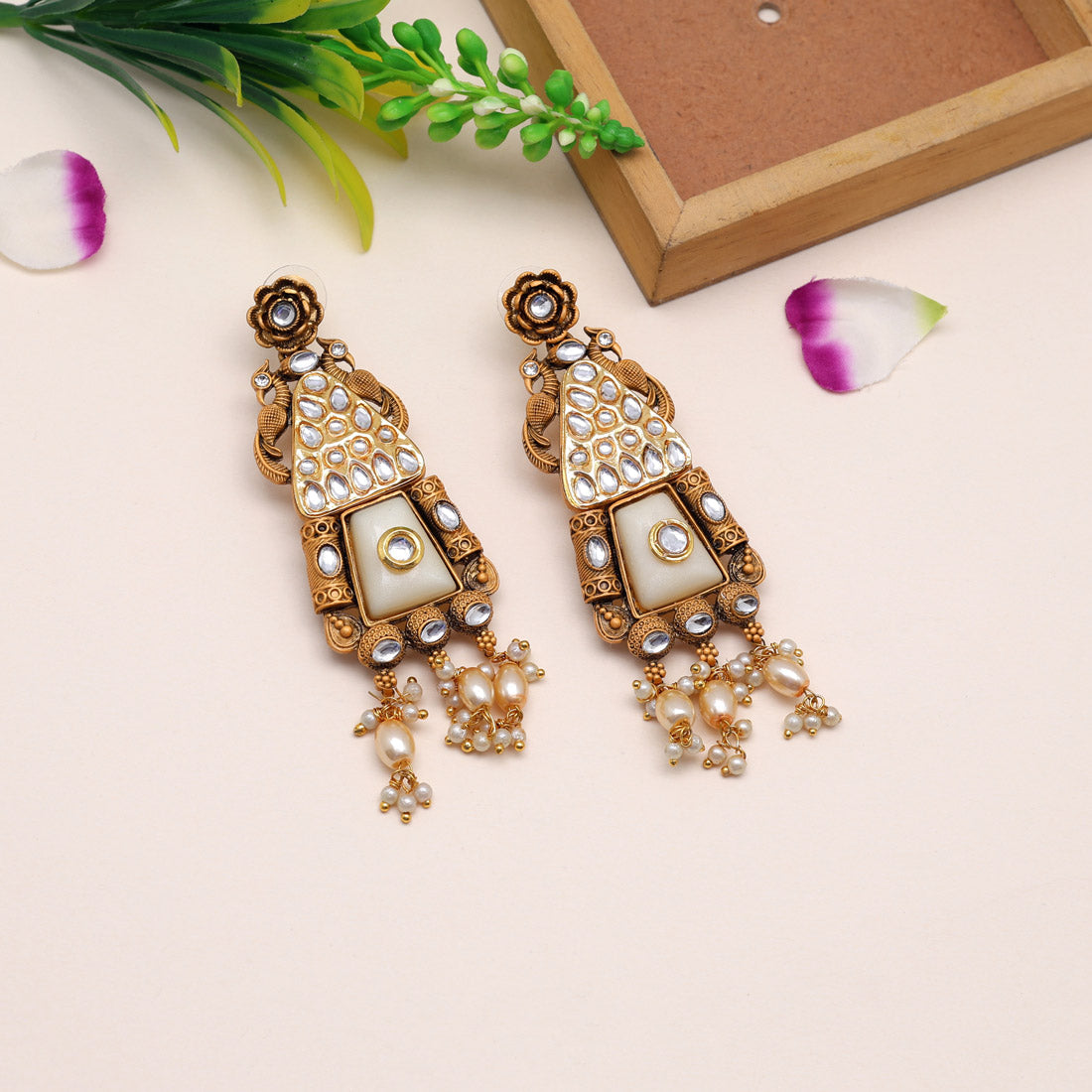 Gold Color Kundan Earrings (KDE785GLD) Earrings GetGlit   