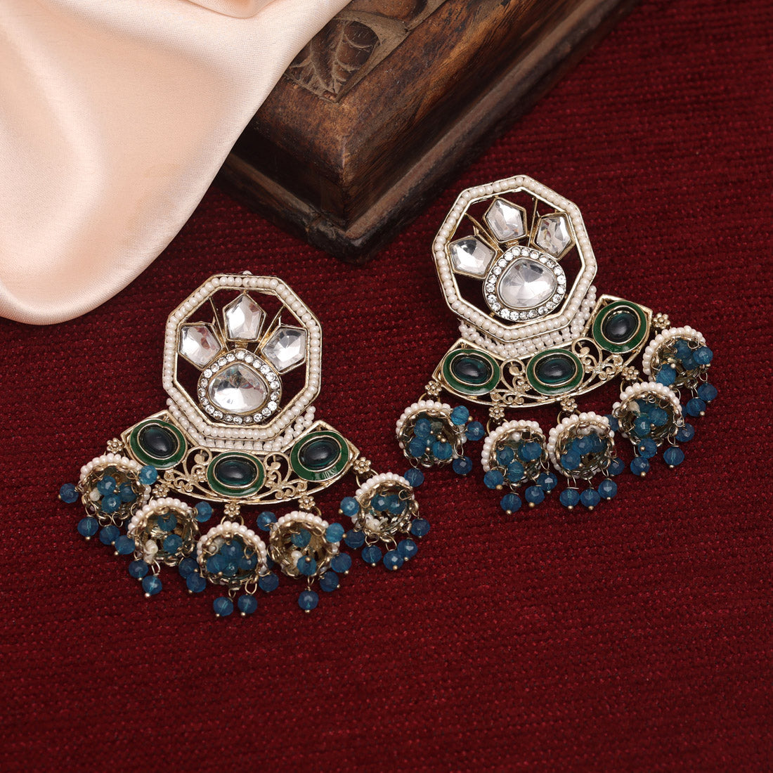 Turquoise Blue Color Kundan Earrings (KDE917TBLU)