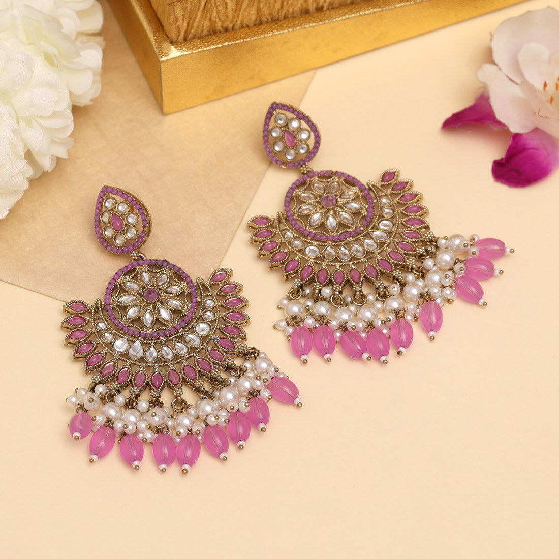 Light Purple Color Kundan Pakistani Earrings (KDE982LPRP) Jewellery GetGlit