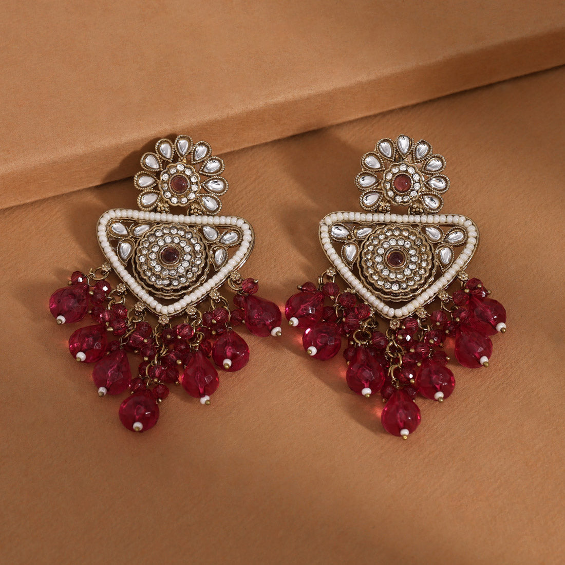 Magenta Color Kundan Earrings (KDE993MNT)