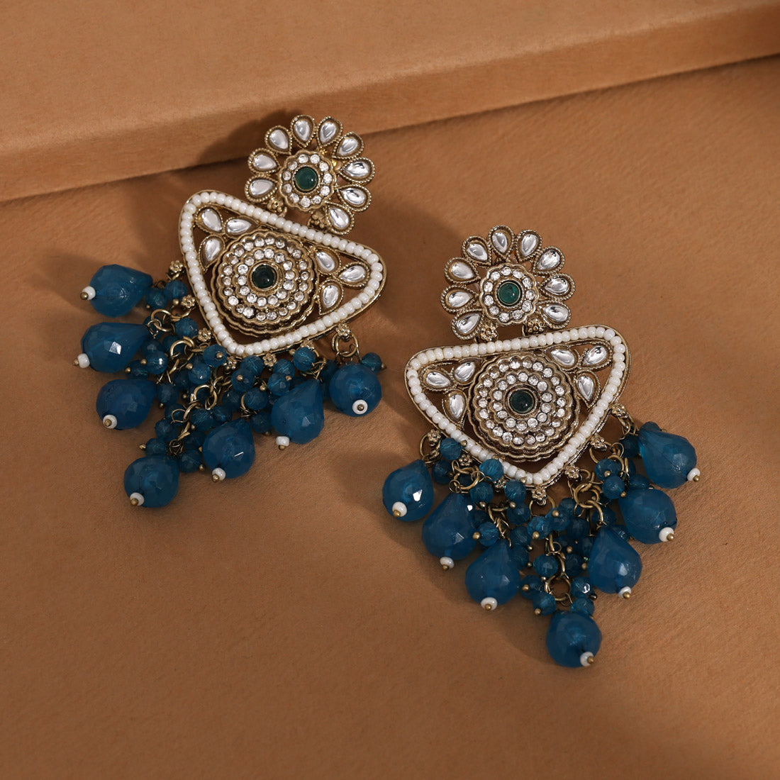 Turquoise Blue Color Kundan Earrings (KDE993TBLU)