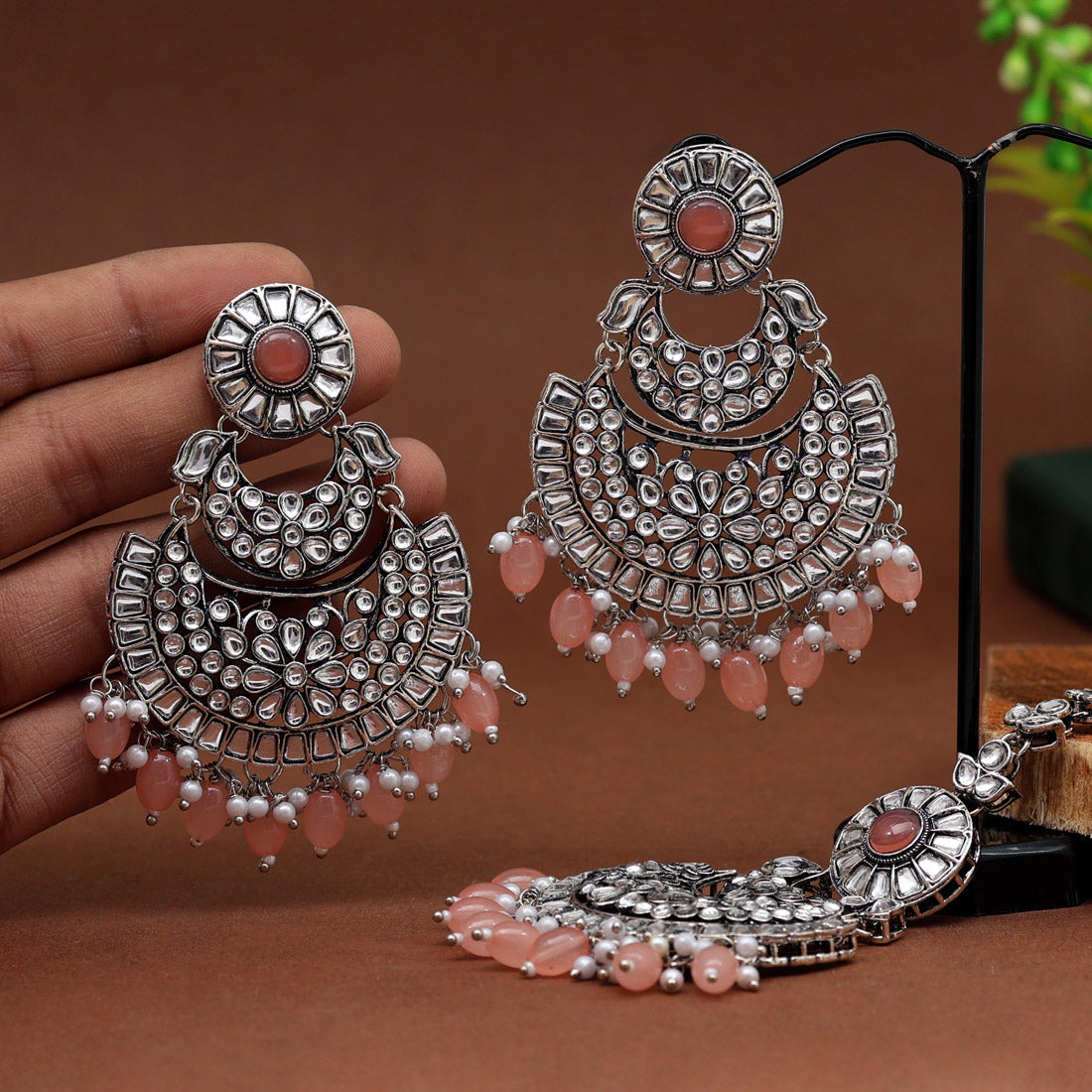 Peach Color Kundan Earrings With Maang Tikka (KDTE546PCH) Jewellery GetGlit