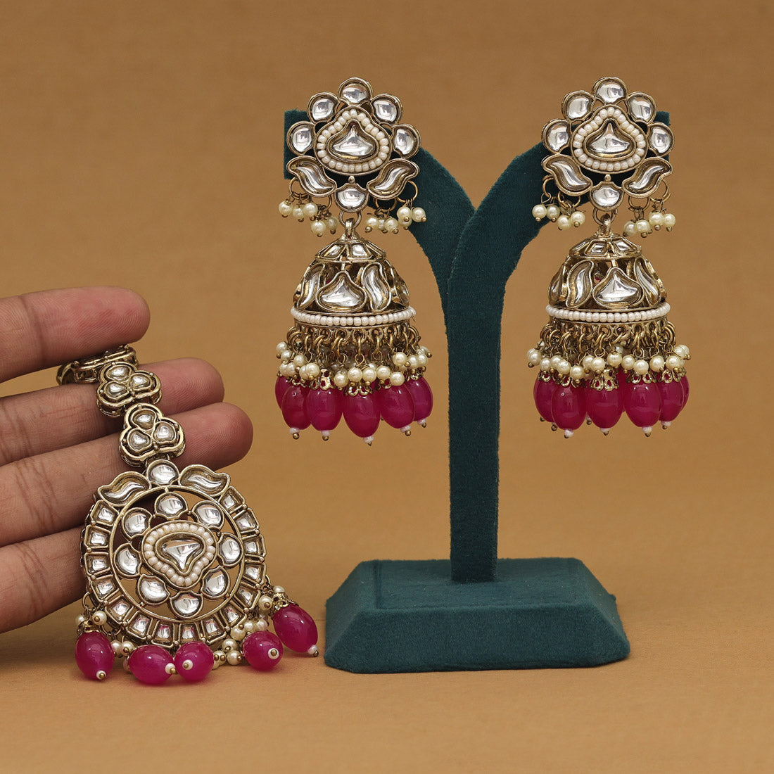 Rani Color Kundan Earrings With Maang Tikka (KDTE552RNI) Jewellery GetGlit