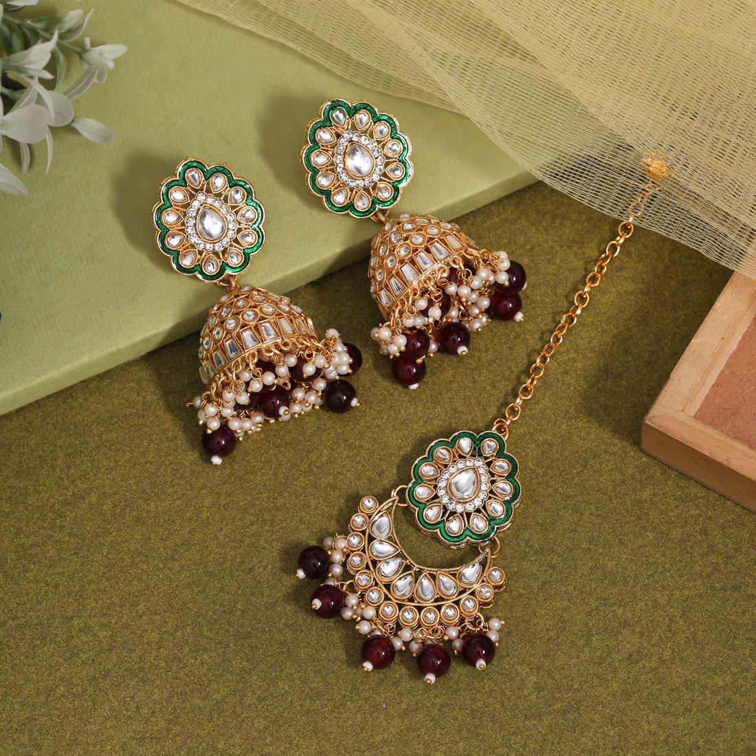 Maroon Color Kundan Earrings With Maang Tikka (KDTE569MRN Jewellery GetGlit   