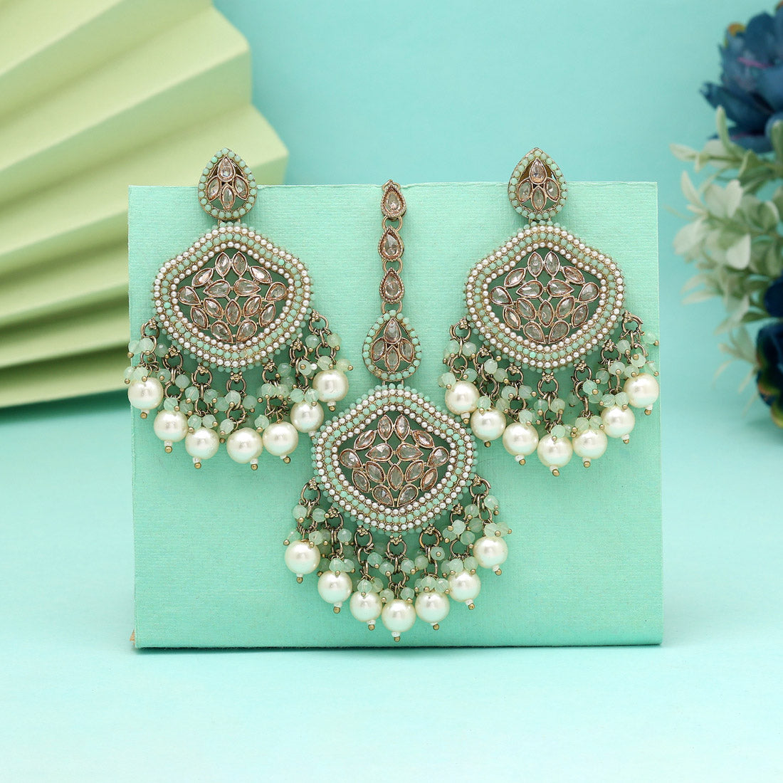 Pista Green Color Pakistani Kundan Earrings With Maang Tikka (KDTE591PGRN) Jewellery GetGlit