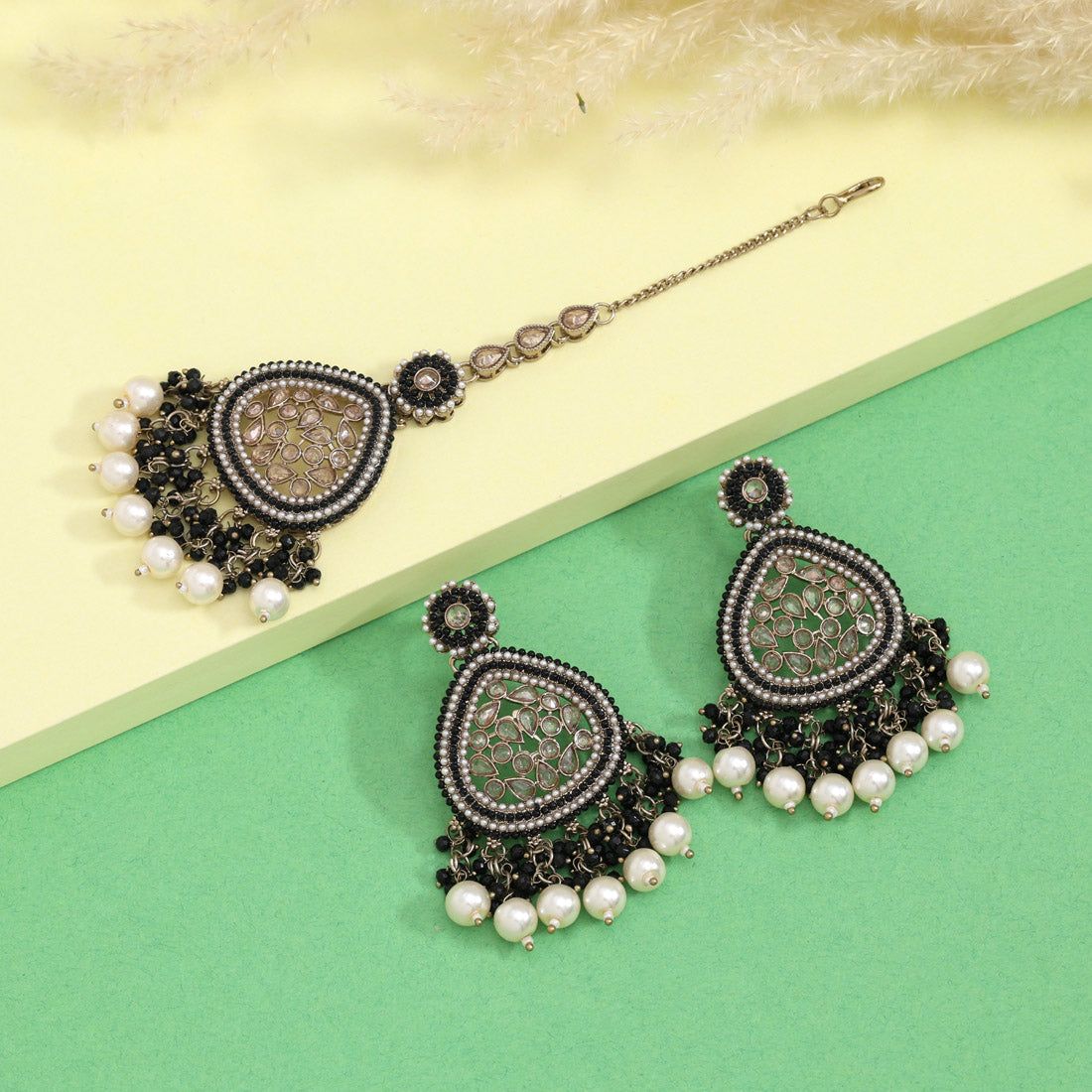 Black Color Pakistani Kundan Earrings With Maang Tikka (KDTE593BLK) Jewellery GetGlit