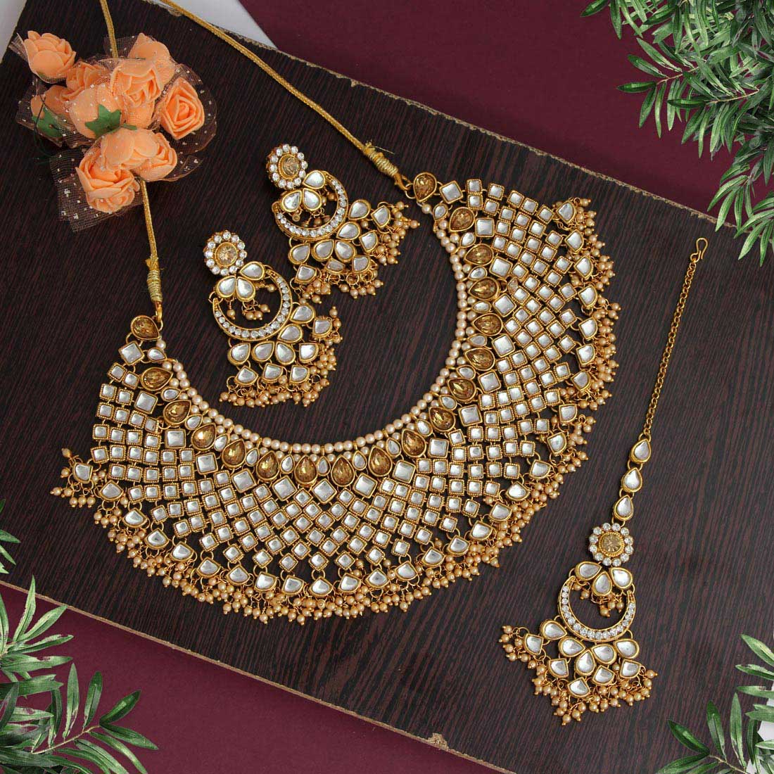 Gold Color Kundan Necklace Set (KN1026GLD) Jewellery GetGlit