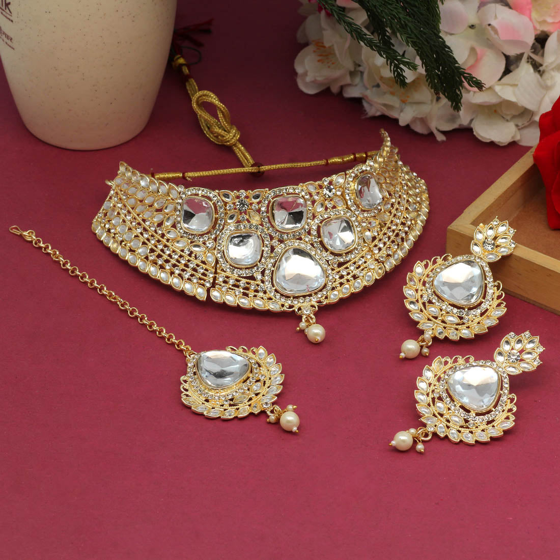 White Color Choker Kundan Necklace Set (KN1124WHT) Jewellery GetGlit   