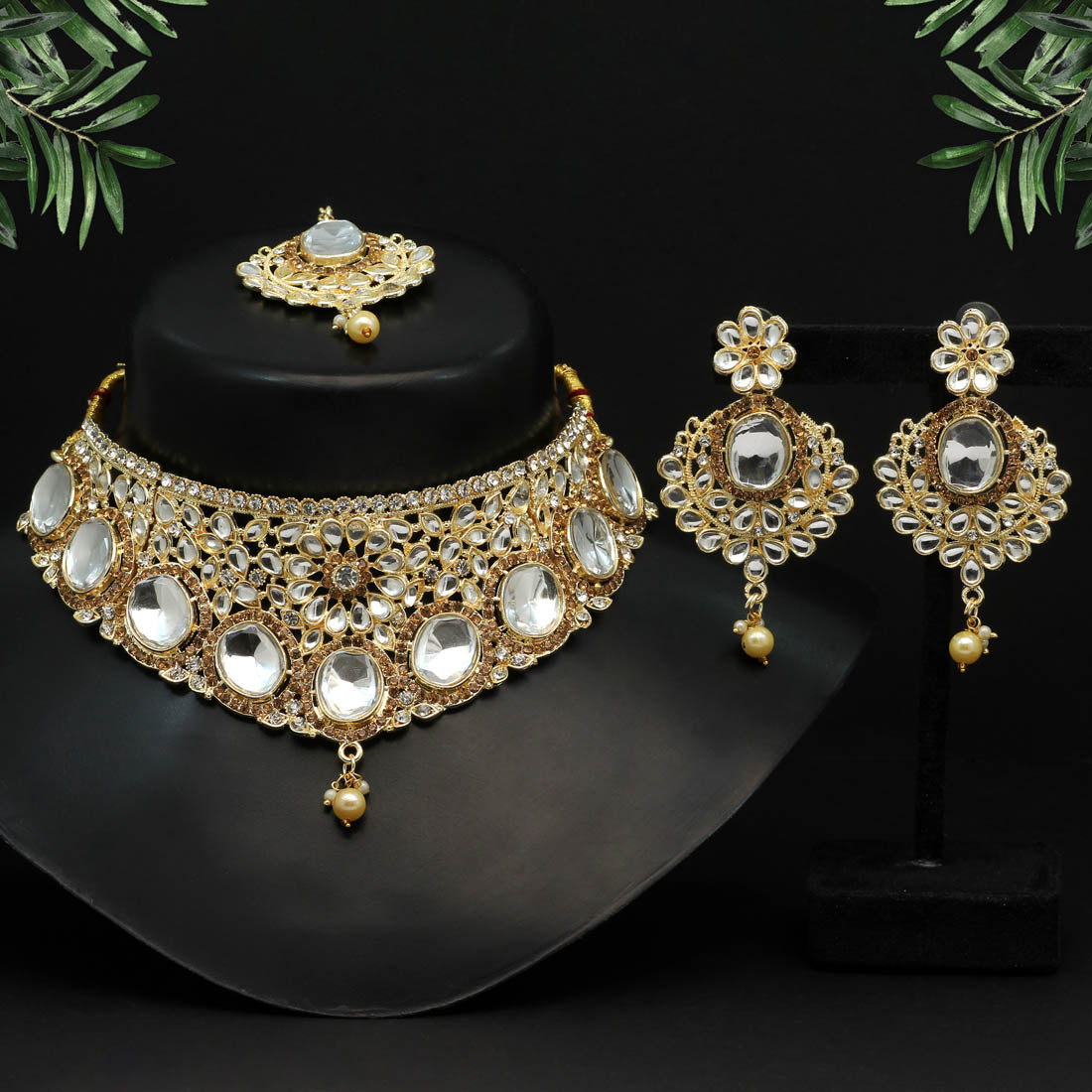 White Color Choker Kundan Necklace Set (KN1127WHT) Jewellery GetGlit   