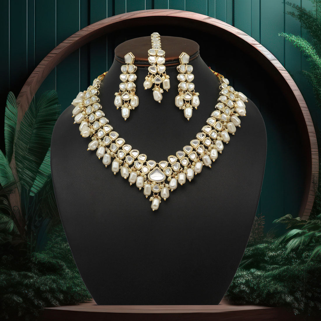 White Color Kundan Necklace Set (KN1285WHT) Necklaces GetGlit   