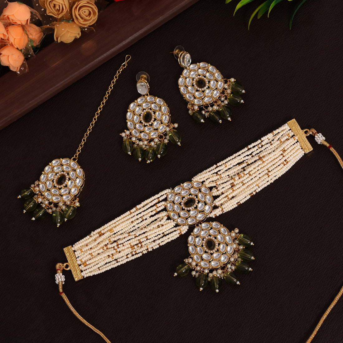 Mehendi Green Color Choker Kundan Necklace Set Jewellery GetGlit