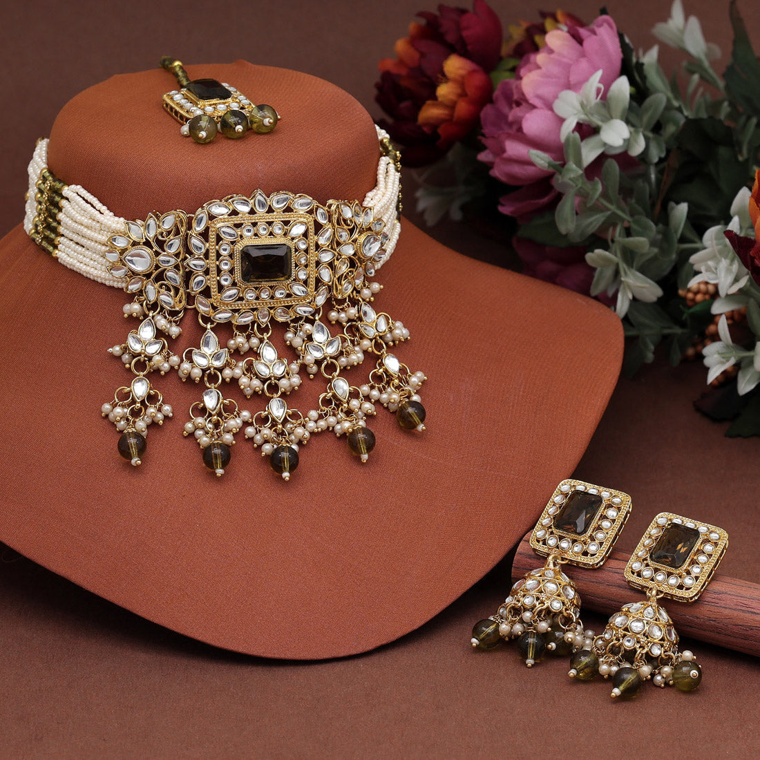 Mehandi Green Color Choker Kundan Necklace Set (KN1357MGRN) Jewelry GlitStudio   