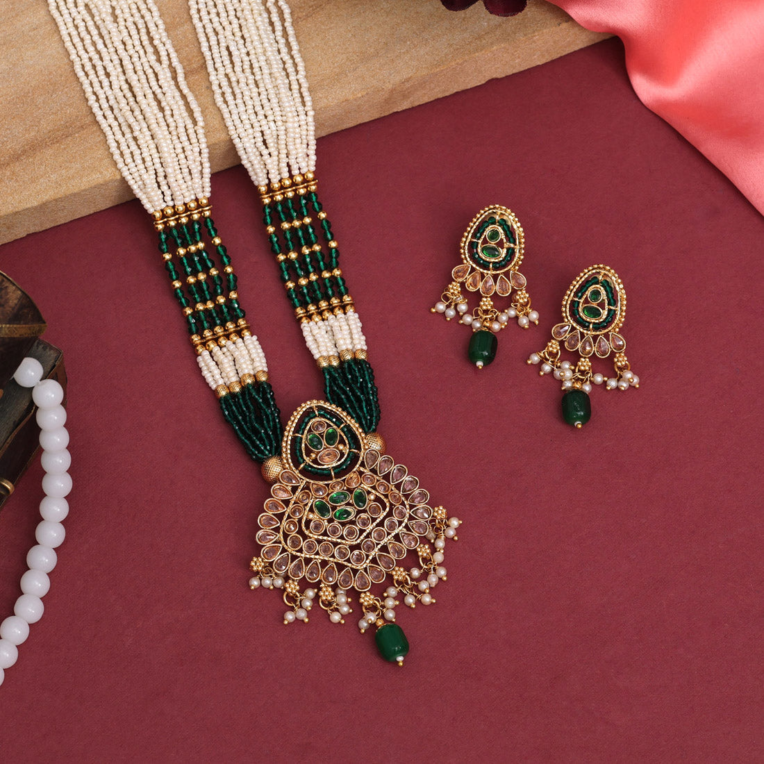 Green Color Kundan Necklace Set (KN1395GRN) Jewelry GlitStudio   