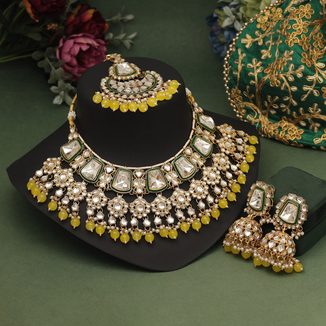 Yellow Color Kundan Necklace Set (KN1413YLW) Jewellery GetGlit