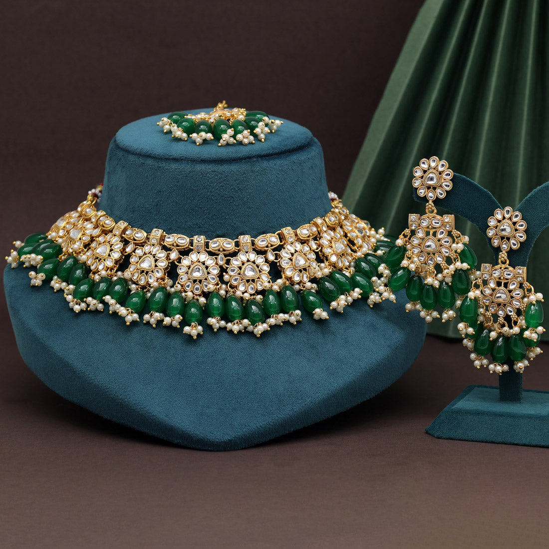 Green Color Kundan Necklace Set (KN1417GRN) Jewellery GetGlit   