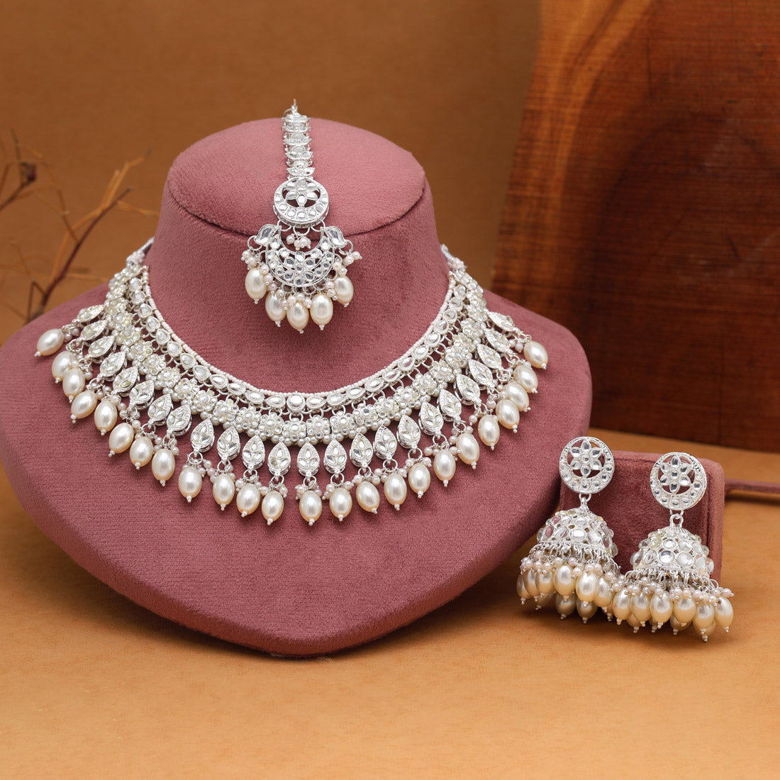 White Color Kundan Necklace Set (KN1459WHT) Jewellery GetGlit