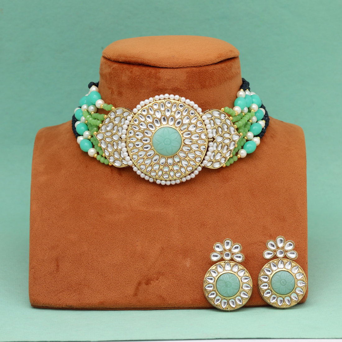 Light Green Color Beautiful Kundan & Carving Stone Choker Necklace Of Jaipur Jewellery GetGlit